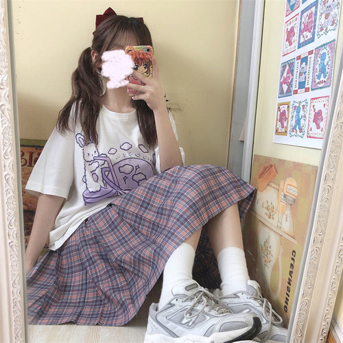 Second-dimensional Japanese-style sweet loose-fit short-sleeve T-shirt for female students—soft-girl JK uniform top, Instagram-worthy.