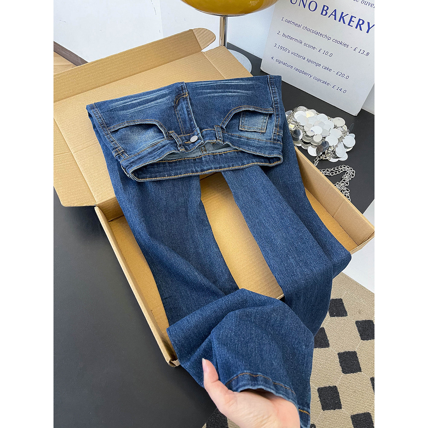 Women's Low Rise Straight Leg Jeans Embroidered Spicy Style Casual Trousers Spring Fashion With Pockets Slightly Flared Floor-Length_mkmklike.com