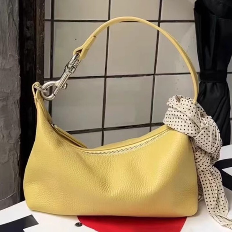 Niche Designer Bags 2026 New Models for Women, Simple Handbags, Stylish Underarm Bags, Fashionable Baguette Bags for Women