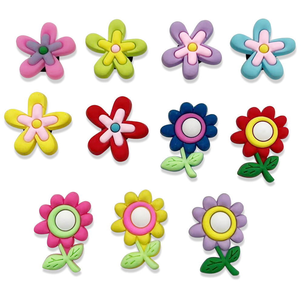 50 PCS/Package Quantity Flower Shoe Accessories PVC Winter Summer Spring Shoe Buckle