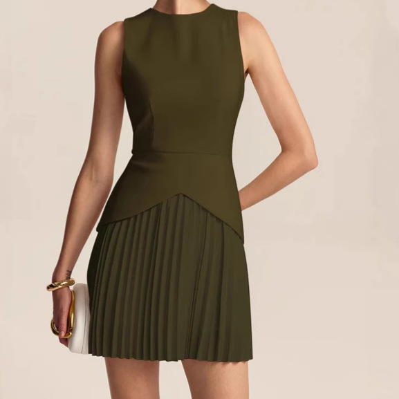 summer elegant brace with a round collar sleevless