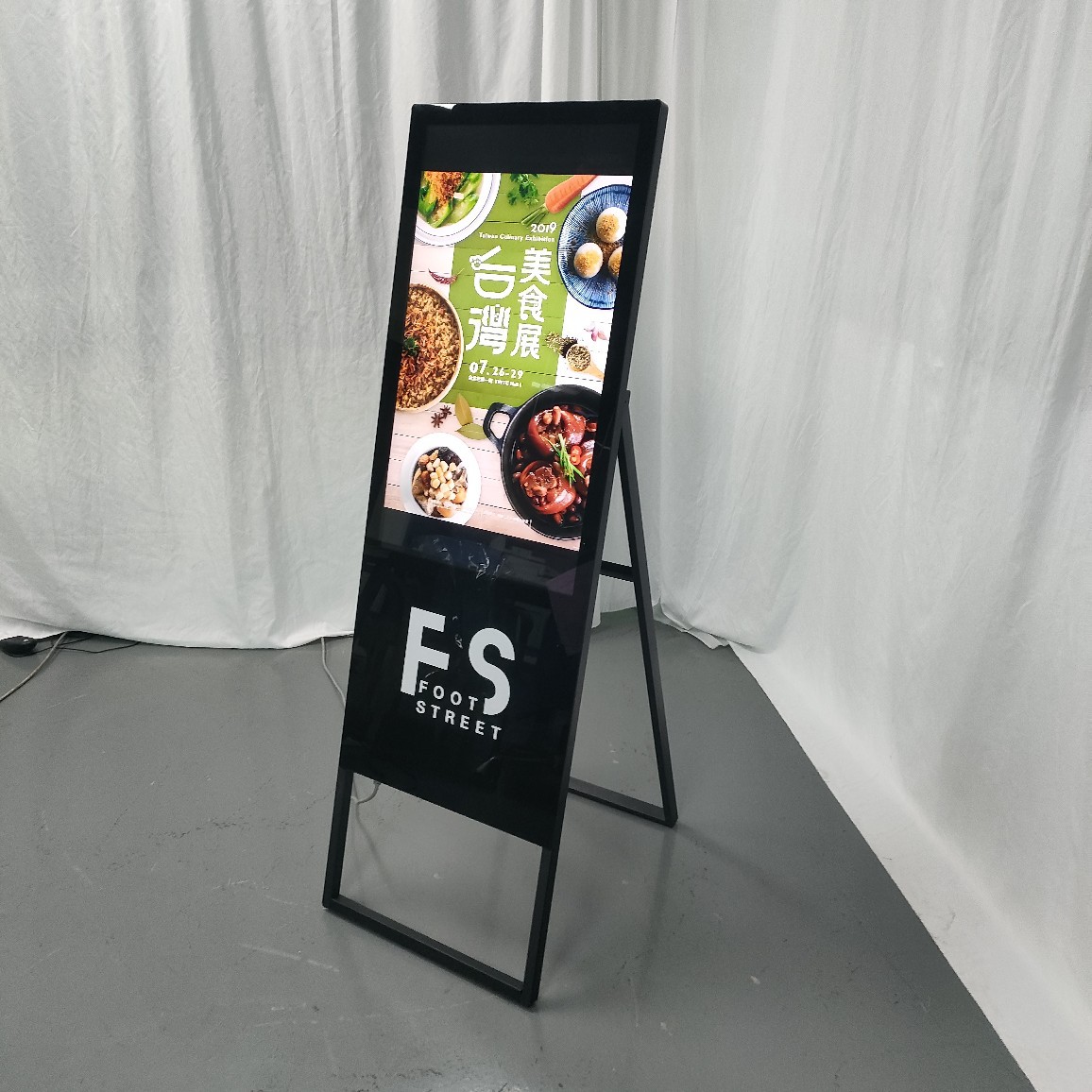 深圳万马供应电子水牌广告机32寸43寸49寸55寸立式水牌广告机网络