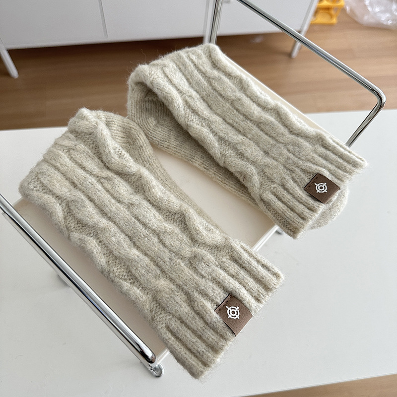 Winter Season Unisex Casual Solid Color Polyacrylonitrile Fiber Crew Socks A Pair
