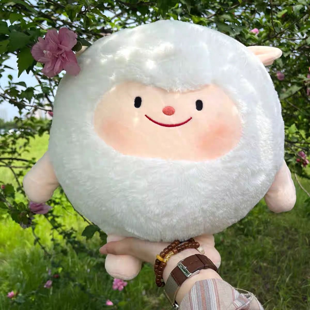 Egg Party Plush Dongdong Sheep Bee Sheep Pillow Girls' Plush Toy Gift Doll Wholesale Cute
