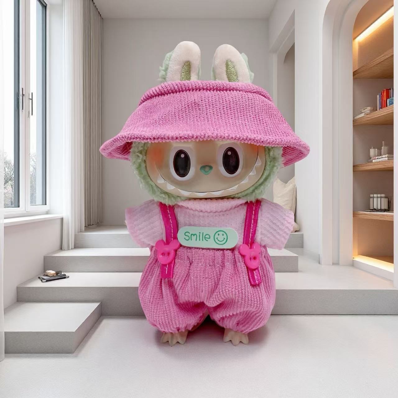 Nuevo conjunto de ropa y gorro de peluche con cara de "Sugar Glue" para muñecas, colgante de peluche, juguete Labuba, amuleto para bolso.