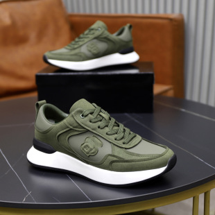 �߰��¿�BOSS��Ь���e�ٴ����m͸���p����ʿ��Ь��ɫϵ���\��Ь��