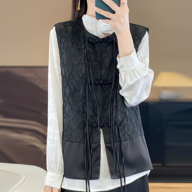 New Chinese Style National Style Jacquard Stitching Vest Women's Buckle Heavy Industry High-end Sense Ma Jiakan Elegant Sleeveless Cardigan Top New Chinese Style National Style Jacquard Stitching Vest Women's Buckle Heavy Industry High-end Sense Ma Jiakan Elegant Sleeveless Cardigan Top