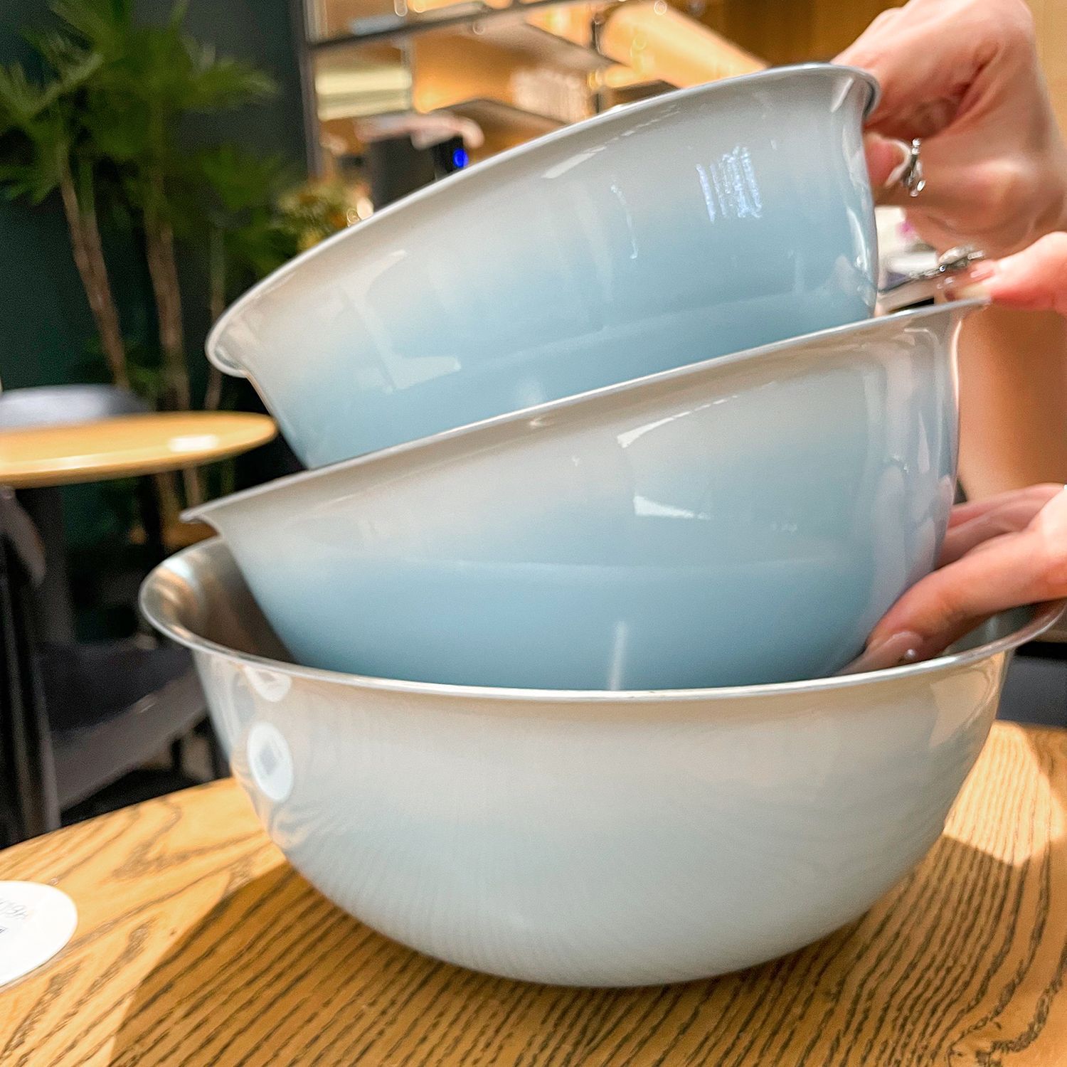 [Color degradado] Lavabo de acero inoxidable para batir huevos y fideos Ensalada para fideos fríos Lavabo para hornear frutas