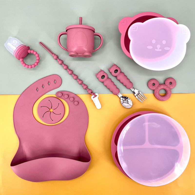 실리콘 식기 세트 어린이 디너 플레이트 낙하 방지 파티션 플레이트 아기 턱받이 아기 수유 보조 그릇 모성 및 유아 제품