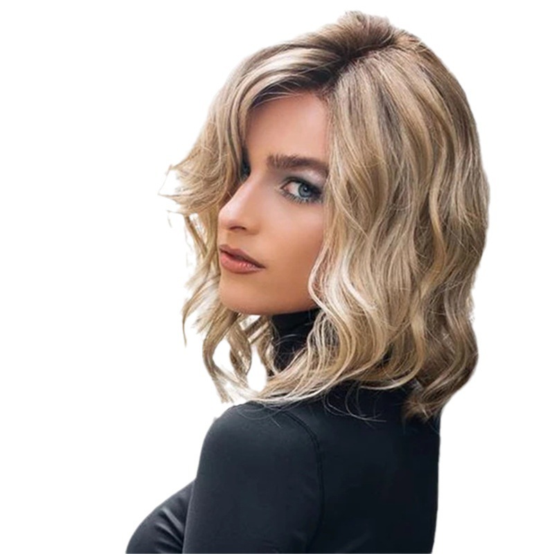 Fashion Curly Wig For Women Short Synthetic Hair With Gradient Color And Center Parted Bangs European American Style_voghion.com