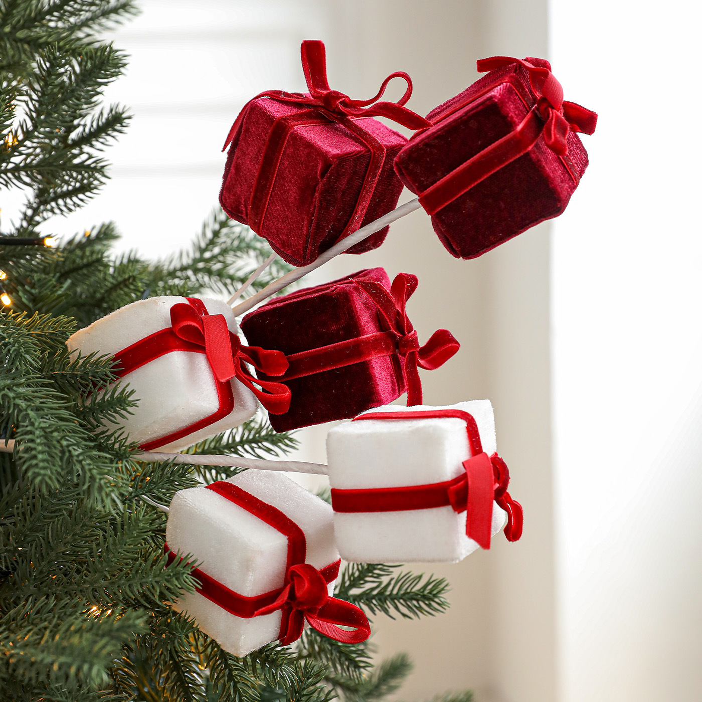 Nuevas cajas de regalo de espuma, adornos de Navidad, adornos de árbol de Navidad, cajas de regalo, arreglos de flores, props de diseño de vacaciones