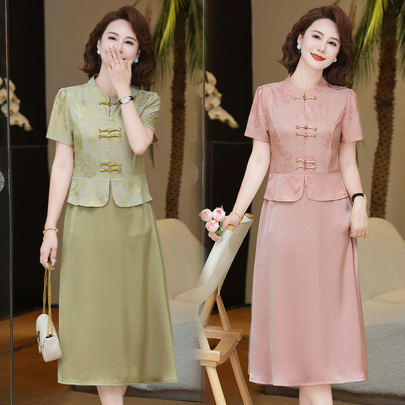 Mom's Chinese-Style Fake Two-Piece Short-Sleeved Dress for Middle-Aged Women, Fashionable Slimming Look and Flesh-Covering Chinese-Style Skirt