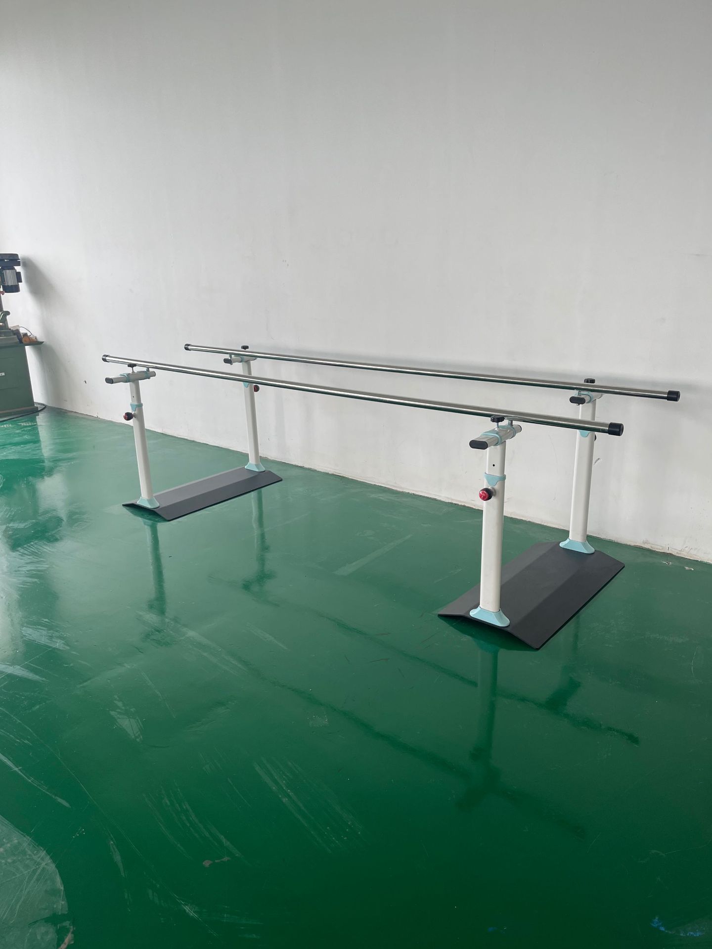 Parallel bar 3-meter iron plate (round handrail)
