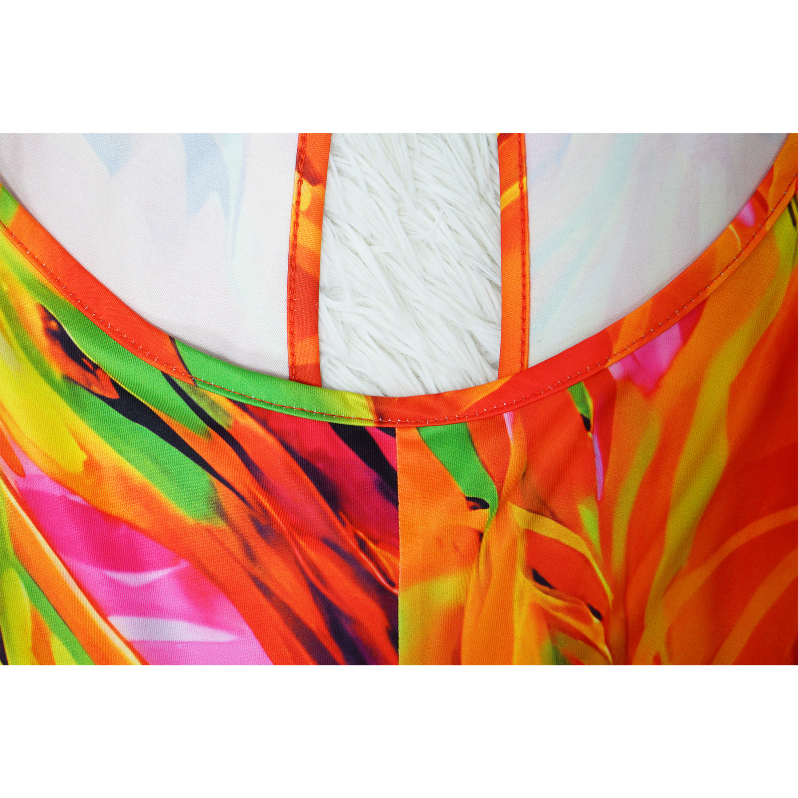 Women Wear Printed Cropped Halter Backless Jumpsuit 14 Women Wear Printed Cropped Halter Backless Jumpsuit