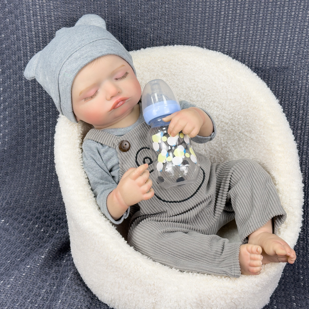 Muñecas de goma suave para bebés, niños pesados transfronterizos, muñecas de regalo de cumpleaños, simulación de Henghua