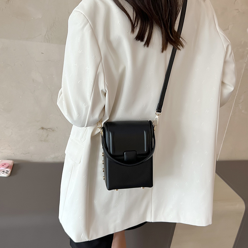 Borsa a tracolla estiva Nicchia 2024 nuova ed elegante borsa a tracolla quadrata con personalità alla moda per telefono da ragazza_voghion.com