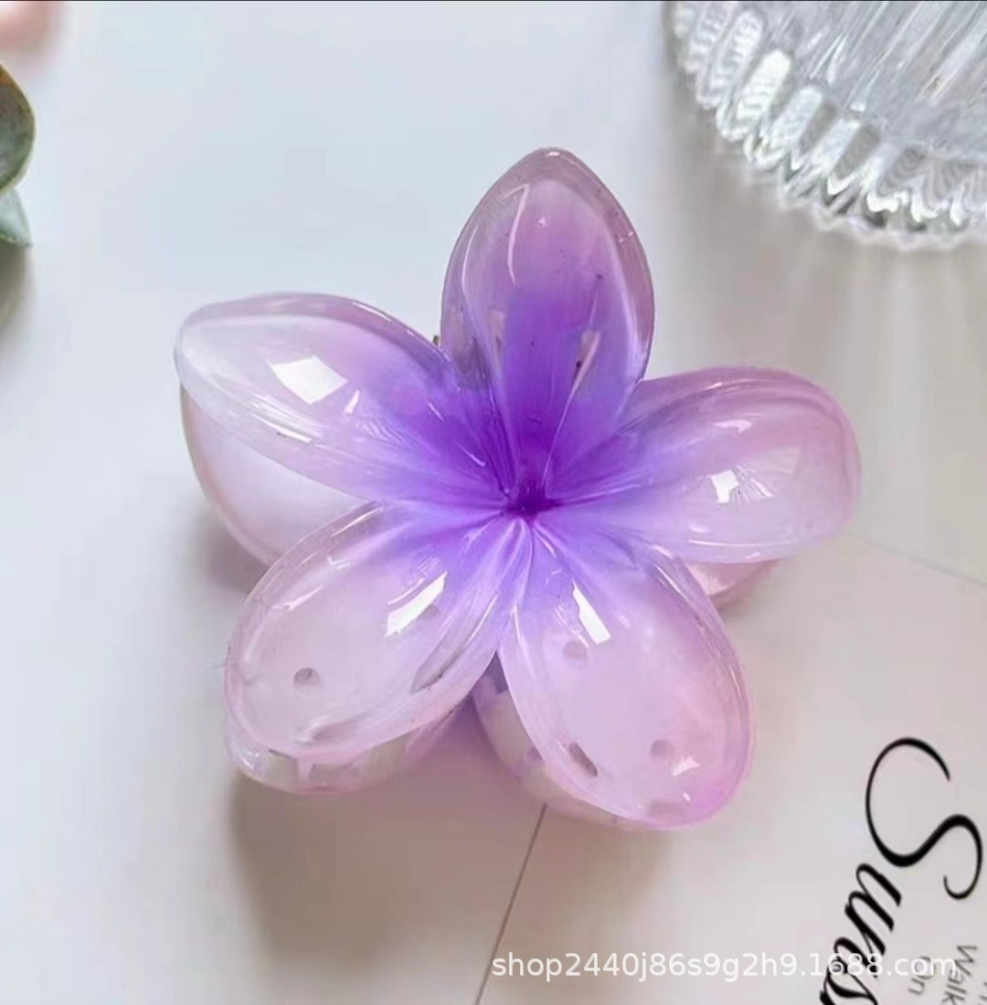 Nuevo color frangipani acrílico pinza para el cabello flor pinza de agarre de alta calidad elegante accesorio para el cabello de mujer pinza de tiburón de agarre lateral