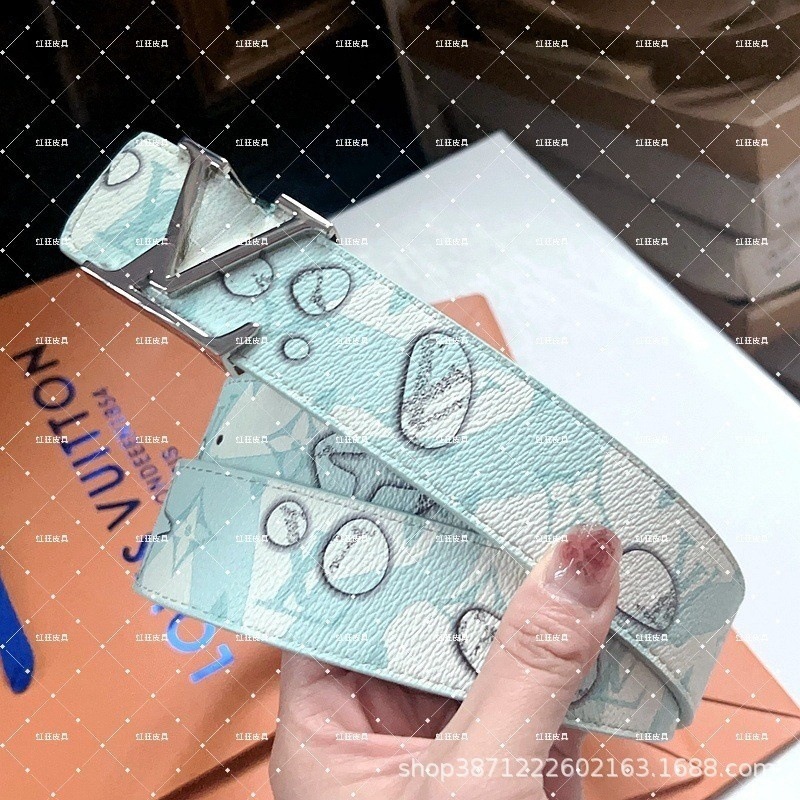 新款时尚男士商务休闲百搭字母涂鸦平滑扣腰带牛仔裤潮流网红|undefined