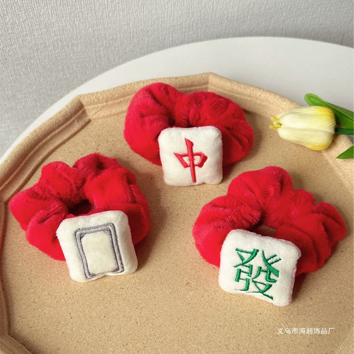 Новый год 2025 кольцо для волос Красный и Богатый лев Hair Riding Cartoon Large Intestine Hair Circle Cute Girl Hair Accessories Large BB Clip