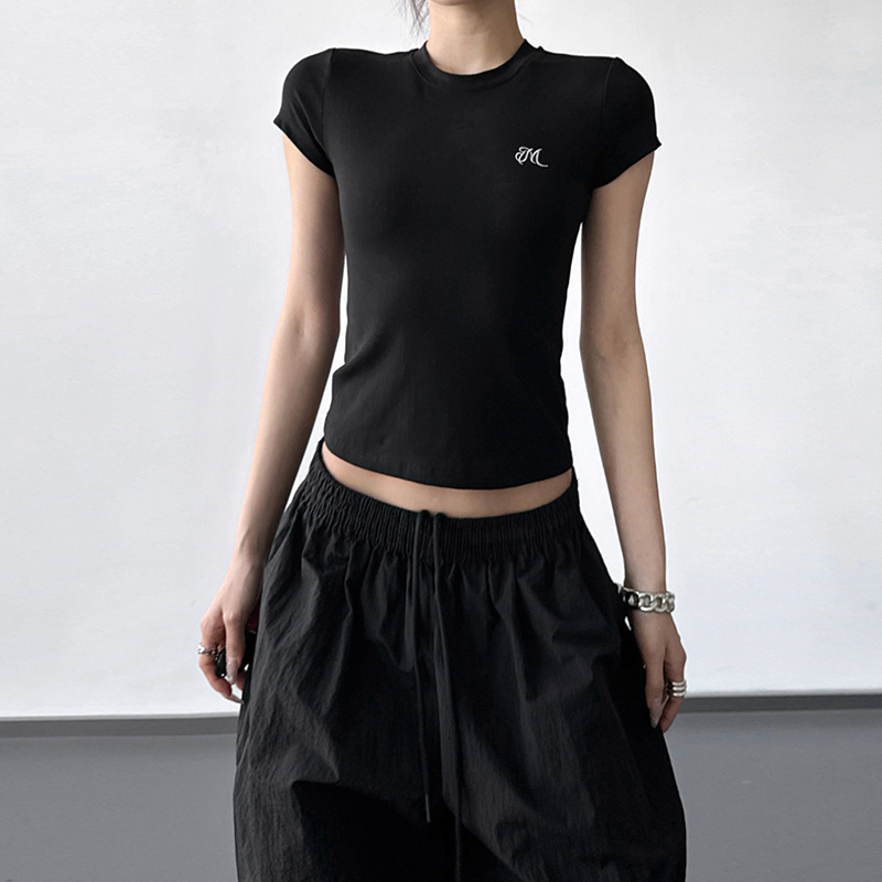Korean-Style Simple Embroidered Short-Sleeve T-Shirt for Women, 2026 Spring/Summer Niche Design, Waist-Cinching, Slimming, Inner Wear, Regular Shoulder Top Korean-Style Simple Embroidered Short-Sleeve T-Shirt for Women, 2026 Spring/Summer Niche Design, Waist-Cinching, Slimming, Inner Wear, Regular Shoulder Top