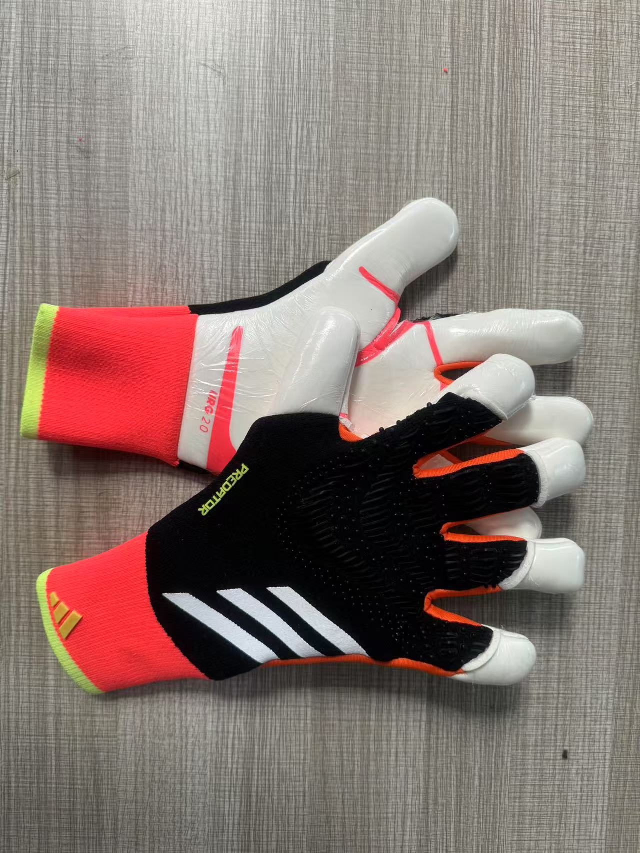 Nuevo guante de portero de costura interna de medio tubo, guante de entrenamiento de portero de fútbol, protector de competición antideslizante, amortiguación y ventilación