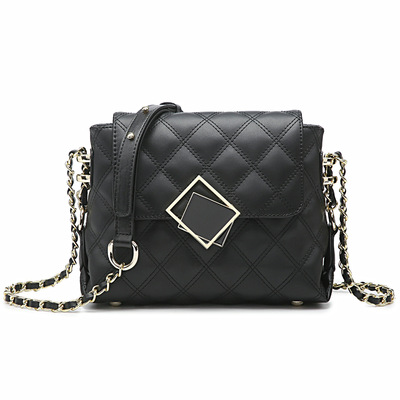 厂家批发2020欧美时尚菱形锁扣斜挎包潮流简约牛皮单肩包一件代发|ru