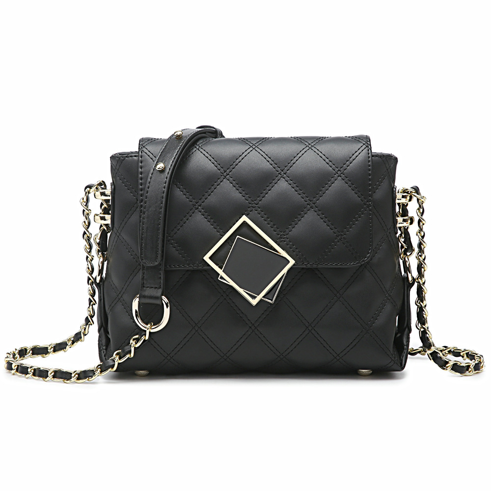 厂家批发2020欧美时尚菱形锁扣斜挎包潮流简约牛皮单肩包一件代发|ru