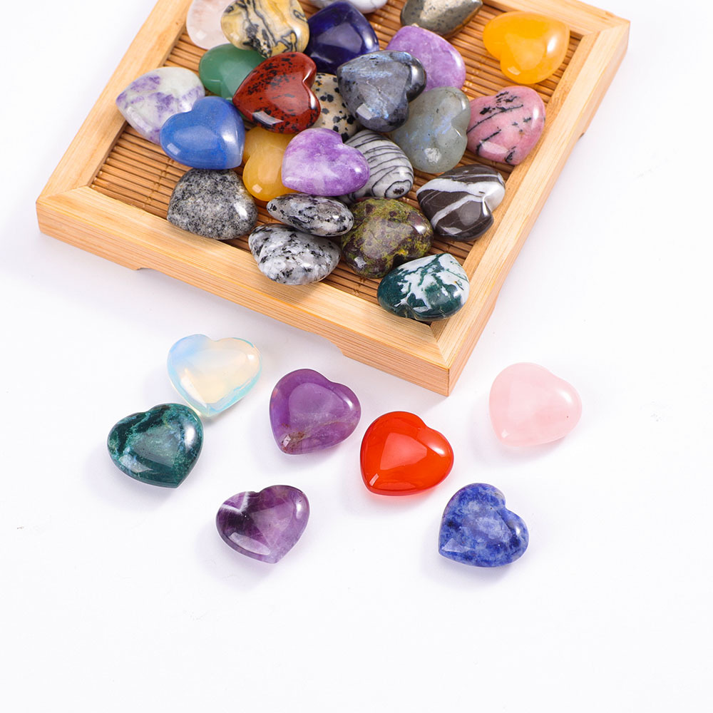 13g Weight Simple Style Heart Shape Natural Stone Gem Crystal Ornaments Artificial Decorations