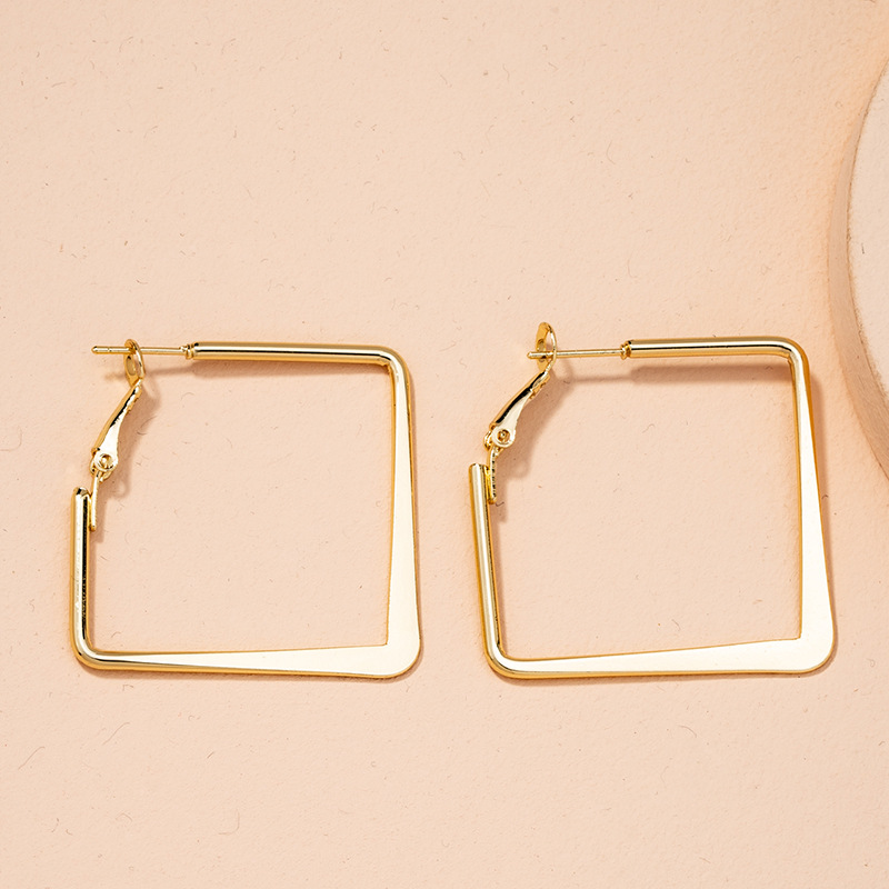 new exaggerated geometric square earrings