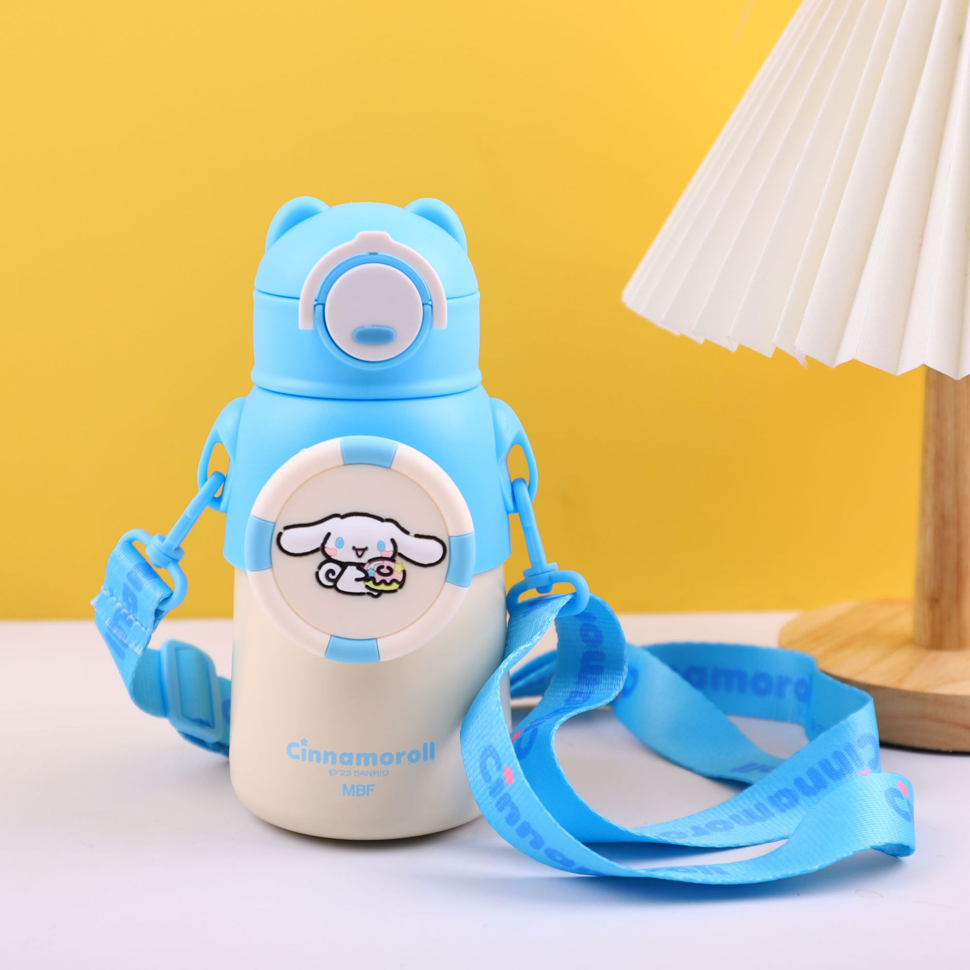 Transmisión en vivo explosiva Sanrio girar tazas de aislamiento 316 tazas de paja de acero inoxidable para niños estudiantes hervidor portátil al por mayor