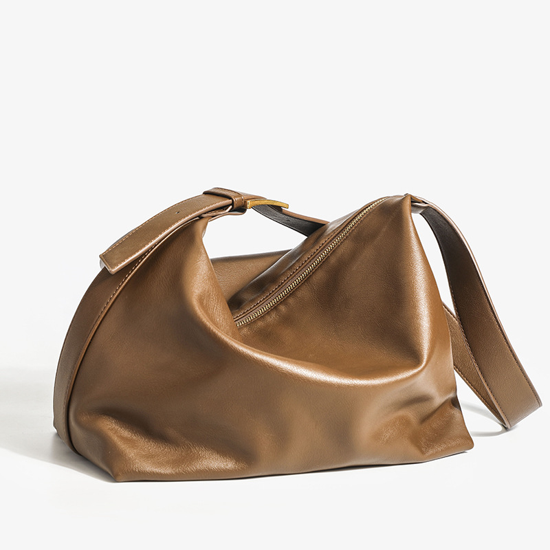 秋冬女包2022新款时尚款百搭包包软面大容量高级感斜跨托特包女