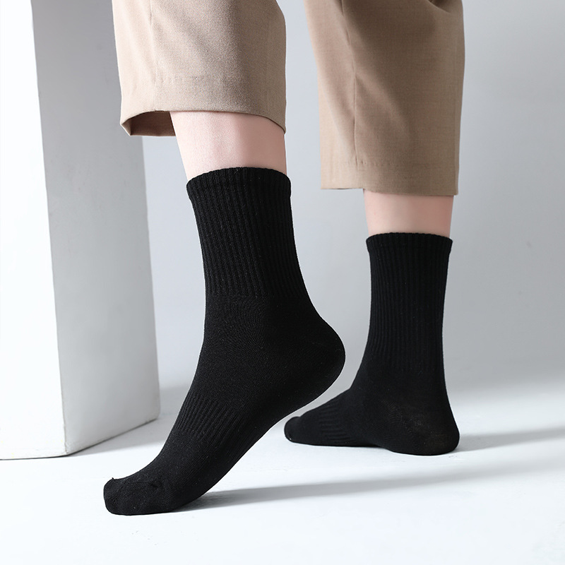 Calcetines de algodón para hombre, calcetines a media pantorrilla blancos y negros, calcetines cortos para mujer, calcetines largos deportivos para estudiantes, desodorantes y absorbentes del sudor, de algodón puro para primavera y verano