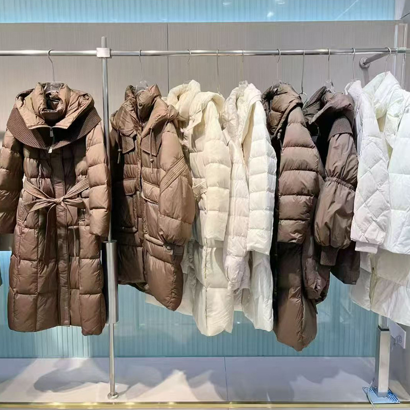 一线大牌法国大山专柜撤柜羽绒服25冬季国标95%白鸭绒高奢羽绒服