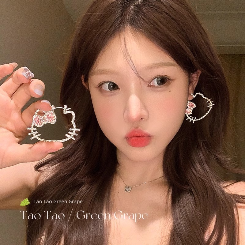 可爱少女HelloKitty碎钻耳环女2025新款方圆脸耳钉独特KT猫耳夸张|undefined