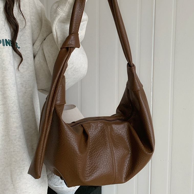 Korean Instagram Large Capacity Soft Leather Folded Dumpling Lazy and Versatile Casual Commuting One Shoulder Crossbody_voghion.com