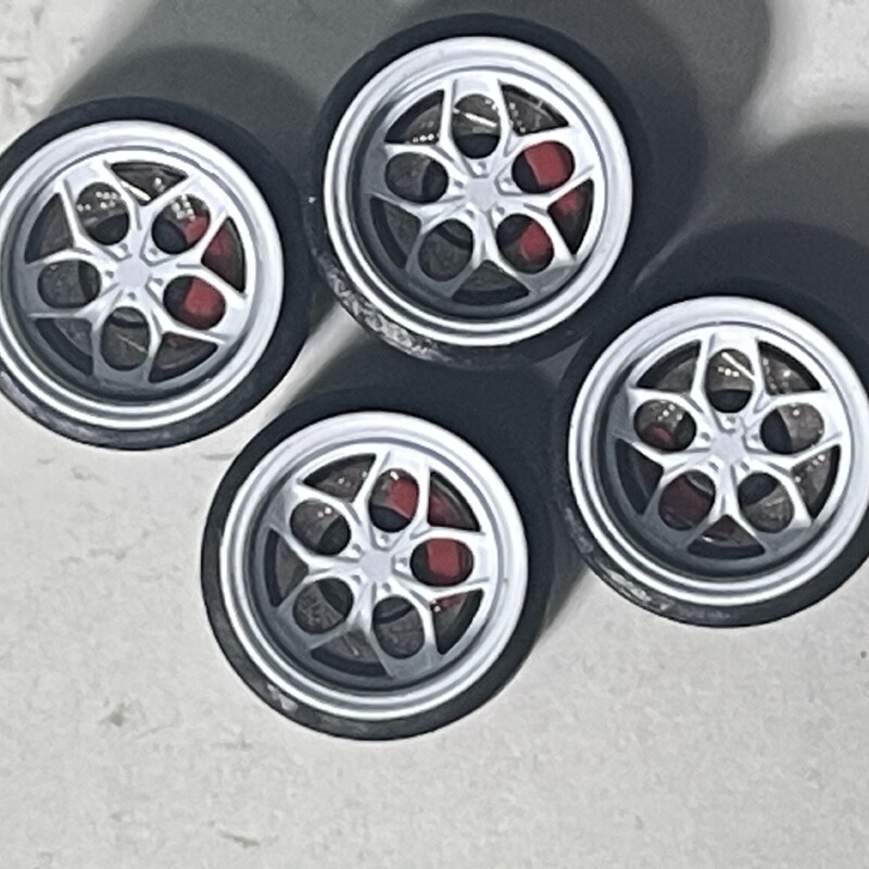 Longitudinal silky bearing version, 10MM Grade 1/64 car model modification alloy wheel tire width 4.7mm