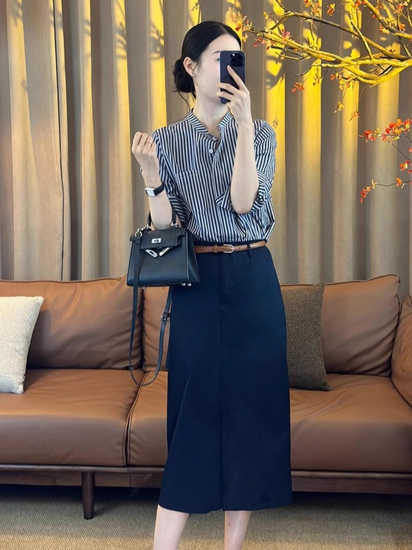 早秋时尚穿搭一整套装女洋气质显瘦条纹衬衫高腰半身裙两件套装女|undefined