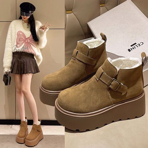Thick-soled height increasing 7 cm warm and thick cotton shoes 2025 winter new Korean style small figure women's snow boots