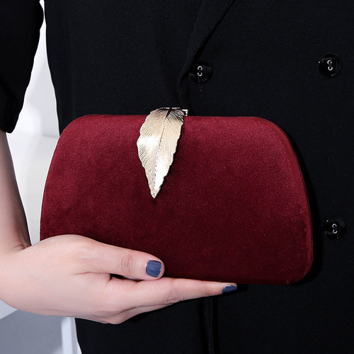 Cross-border new fashionable temperament dinner bag velvet metal leaf dress with banquet clutch bag small square bag for women
