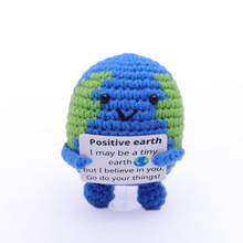 跨境手工毛线编织地球玩偶挂件网红搞怪正能量热狗毛线钩织玩偶