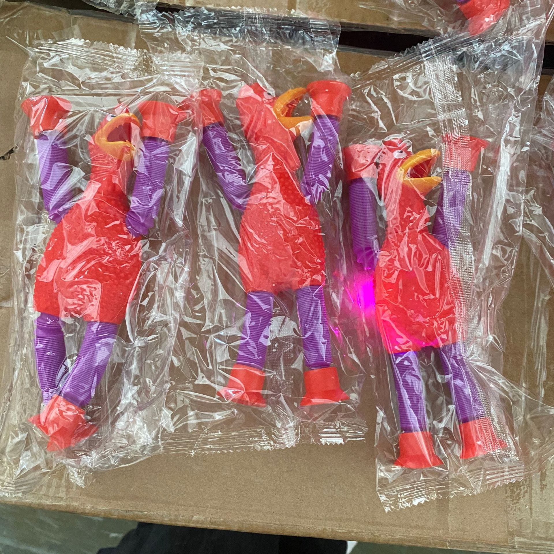Juguetes Yiwu fábrica de fuente para descomprimir el mercado nocturno de juguetes pequeños productos básicos de peso para vender al por mayor puestos de venta para reducir los niños empujar image 12