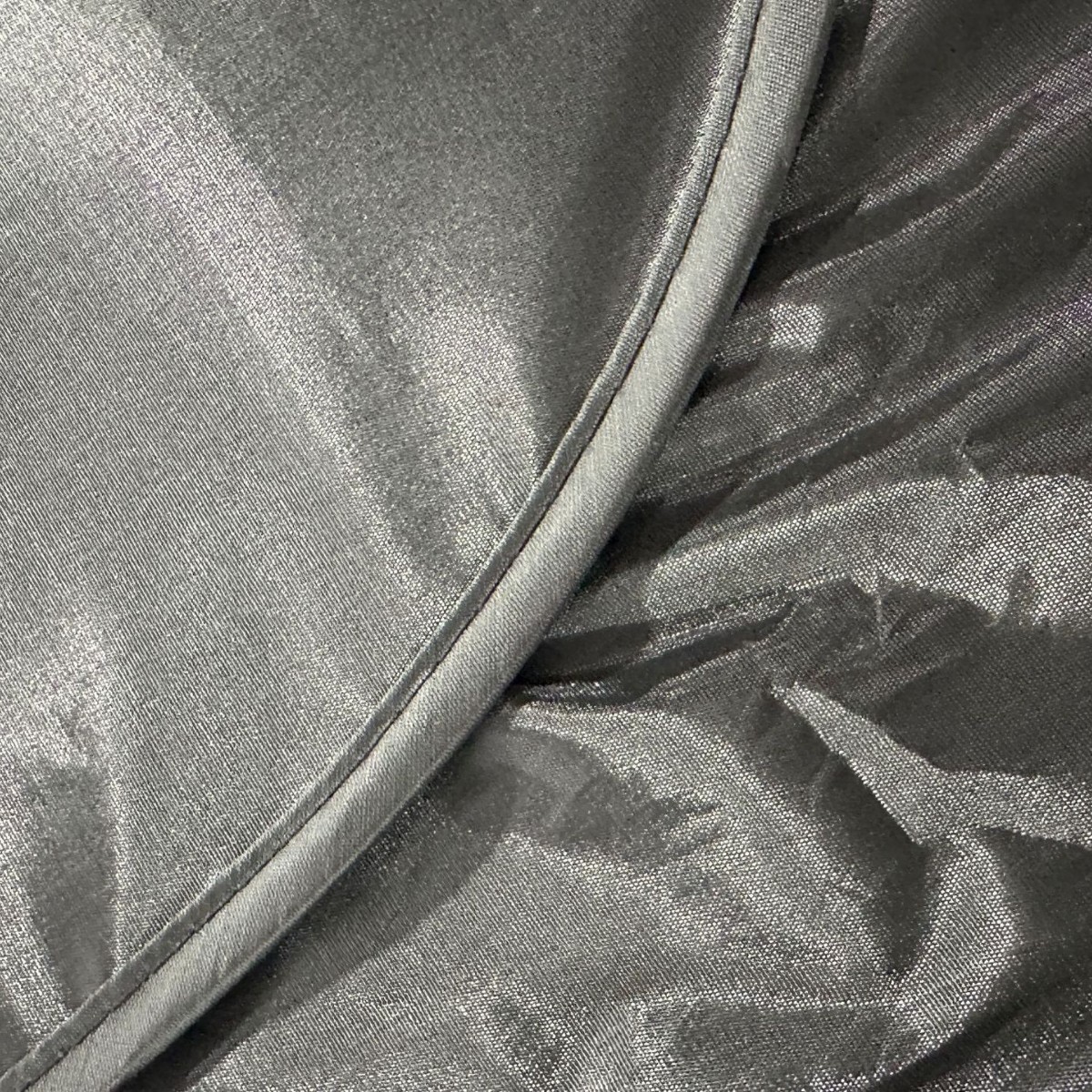 Auto paraguas delanteras paraguas laterales cubiertas de tela plateada paraguas solares se pueden imprimir logotipo fábrica directa de suministros automotrices