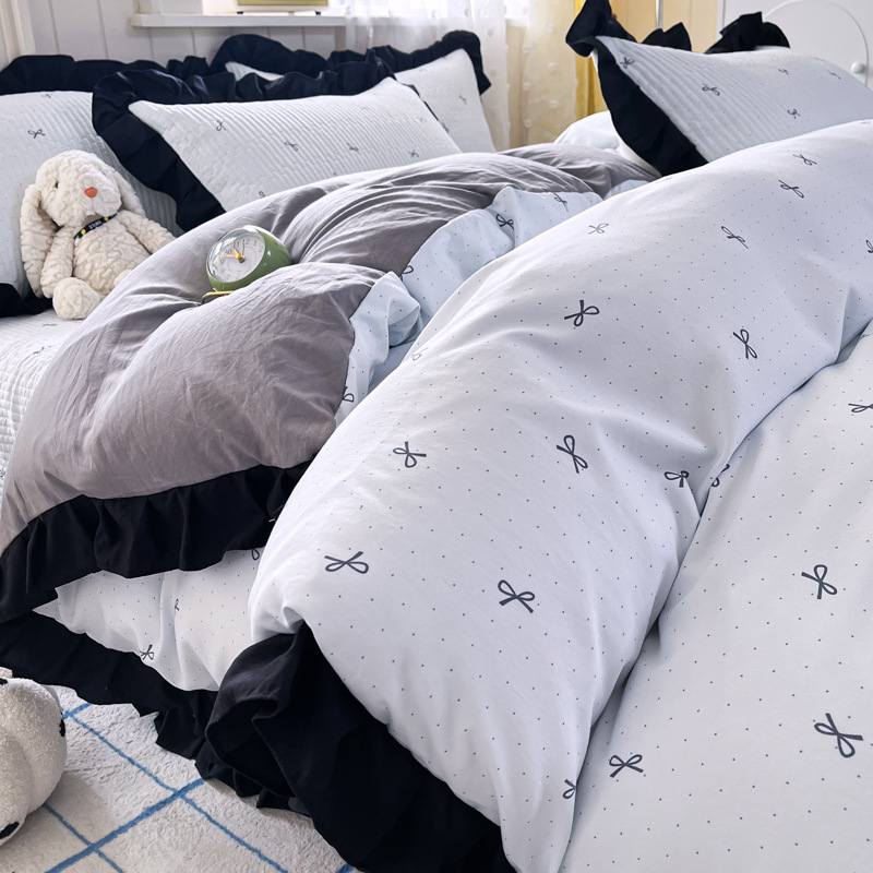 Cubierta de cama de hilo de doble capa de algodón de punto aeróbico Juego de cuatro piezas Funda de edredón de encaje Tatami Cubierta Kang Cojín Four Seasons Universal