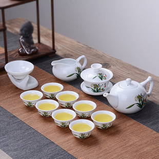 Free Tea Clip Tea Set Blue and White Ceramic Household Tea Set Kung Fu Covered Bowl Complete Set Simple Tea Cup Special Price