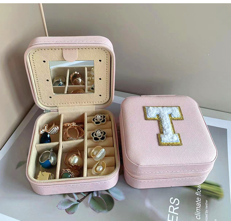 1 Piece Quantity Daily Occasion Elegant Basic Classic Style Letter Solid Color Pu Leather Jewelry Boxes