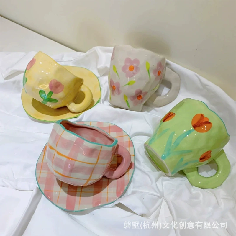 Керамический кофейный сервиз, ретро-брендовая чашка цвета фуксии, с цветочным узором