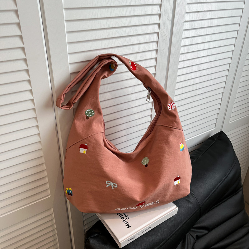 韓国風刺繍ナイロンバッグクロスボディバッグレディース新しいニッチデザイン大容量通勤ショルダーバッグトートバッグ|undefined