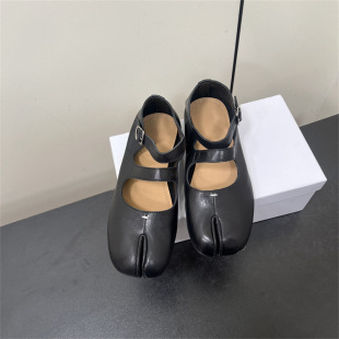 M6�R�����������Ь�i���ֺ������ЬŮtabiƽ����Ƥ�\�ڏ͹�Ь��