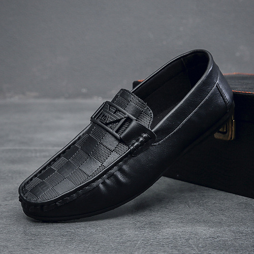 Men's Summer New Checkered Leisure Shoes with British Style One-Piece Slip-On Lazy Shoes