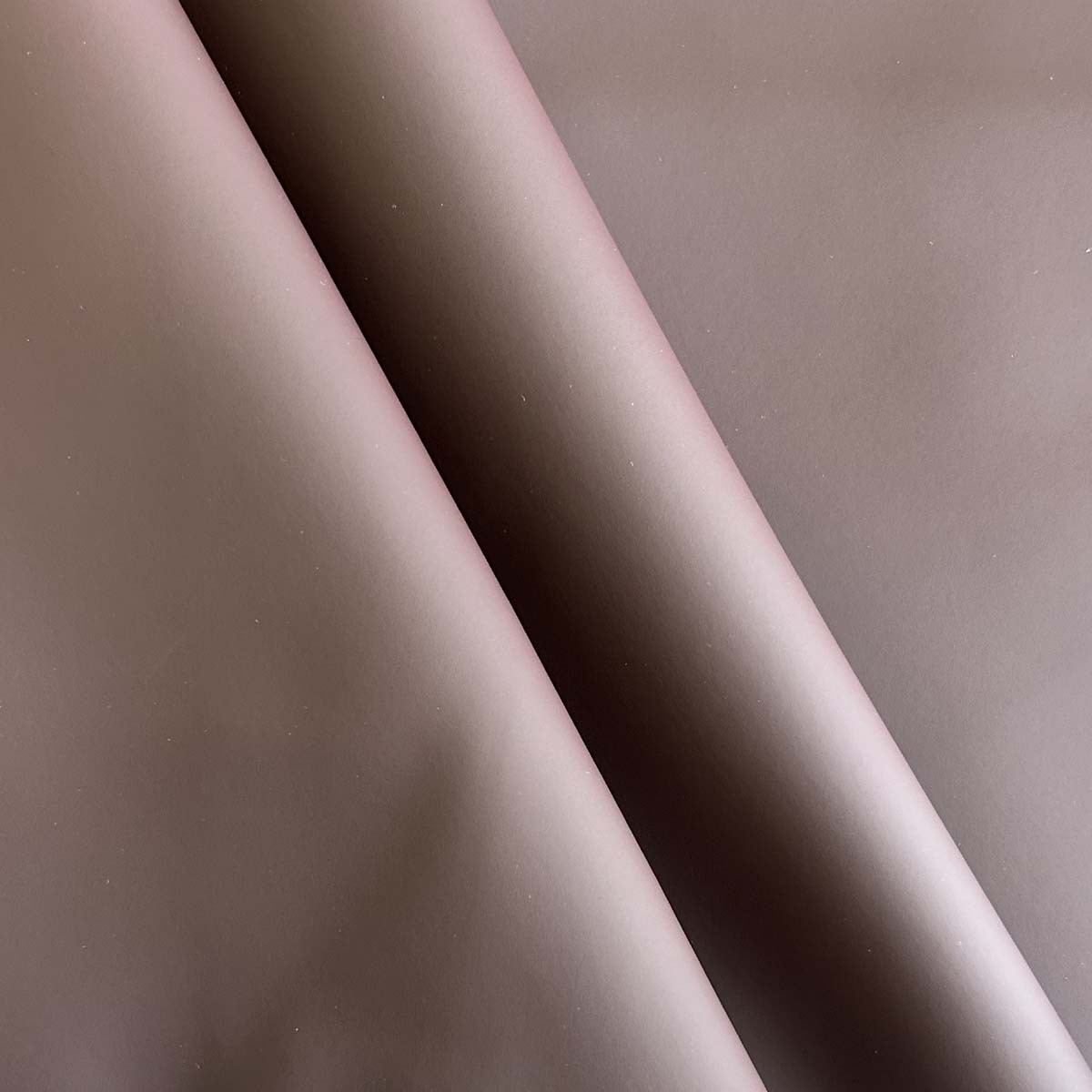 深棕色pvc汽车原厂革  平纹 一等品 现货 库存